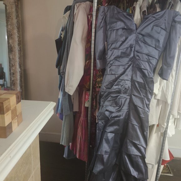 Rene Ruiz Long Gown (US Women's 8) "New" - Picture 2 of 5